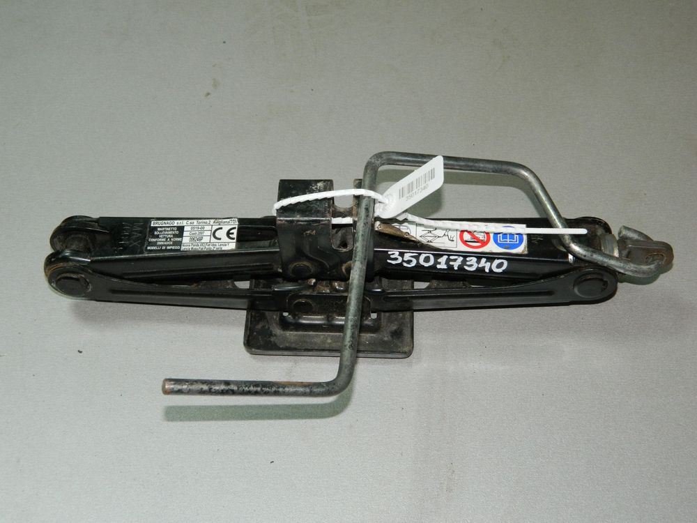 Домкрат 700kg (Б/У)