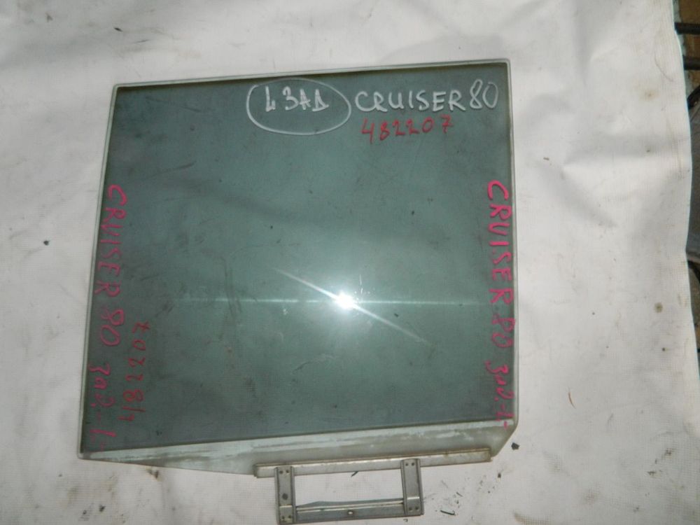 Стекло двери TOYOTA LAND CRUISER 80 Задн. Лев (Контрактный) 482207