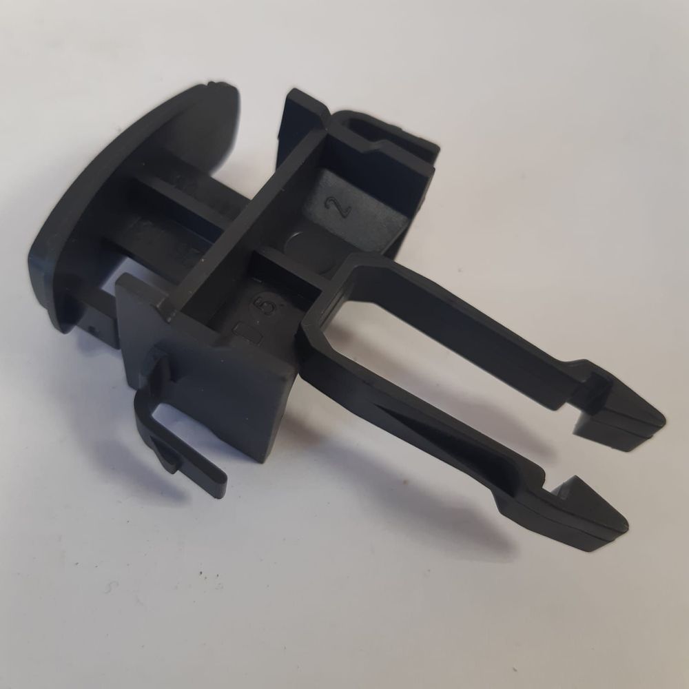 Заглушка панели приборов RENAULT 8200193673 RENAULT Logan,Duster,Megane