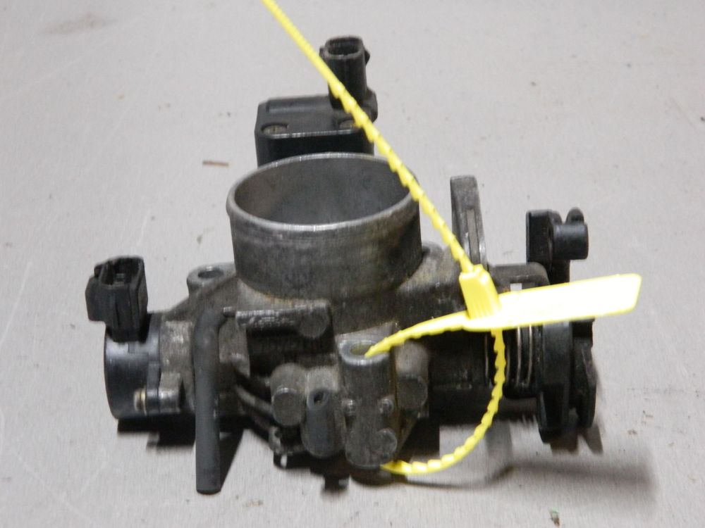 Дроссельная заслонка TOYOTA 3SGE (Контрактный) 79780553
