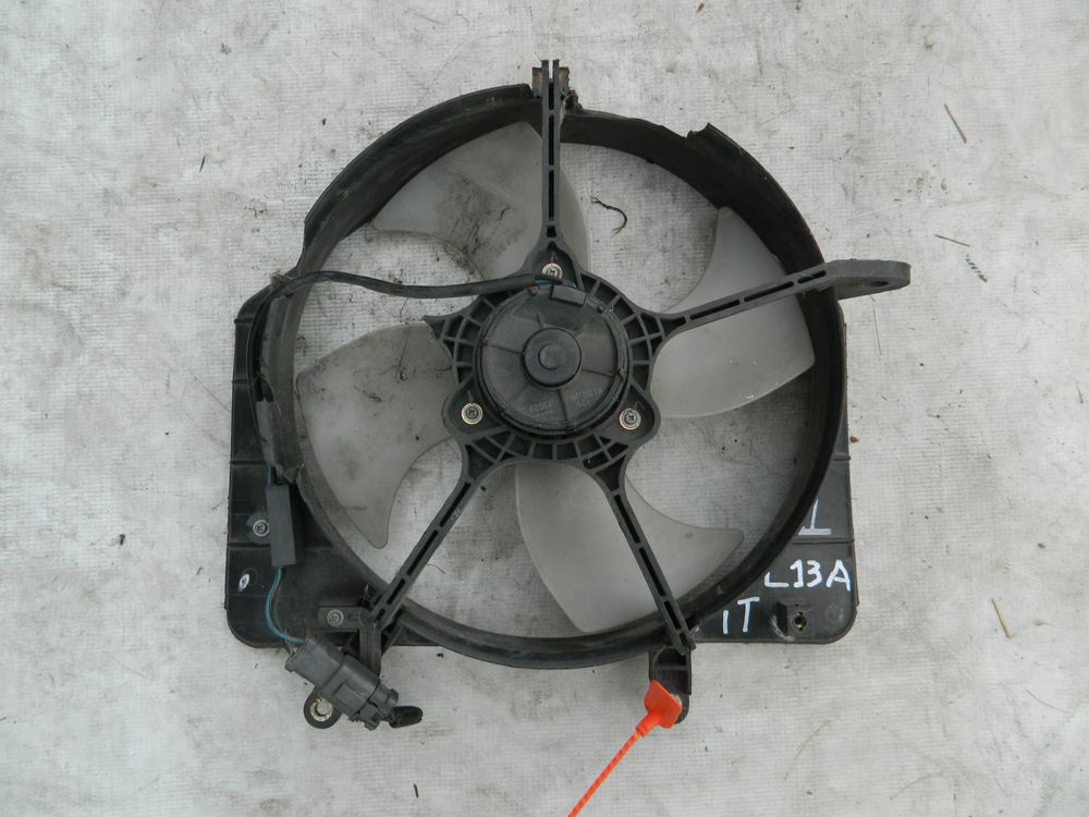 Диффузор радиатора HONDA FIT GD1 (Контрактный) 72367916