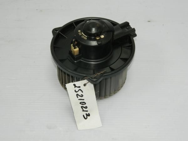 Мотор печки TOYOTA Corolla ZZE124 1ZZFE (Контрактный)