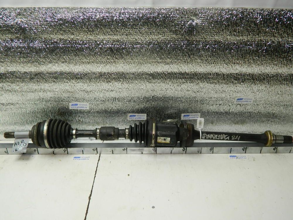 Привод TOYOTA NOAH AZR60 1AZFSE Перед Прав (Контрактный) 35015302