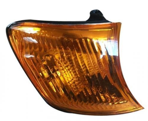 Габарит SAT ST4426R TOYOTA IPSUM 98-01 желтый