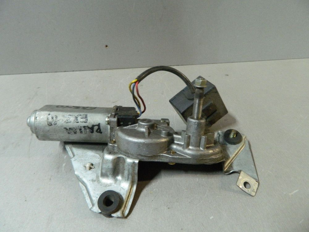 Мотор заднего дворника TOYOTA RAUM EXZ10 (Контрактный) 81528779