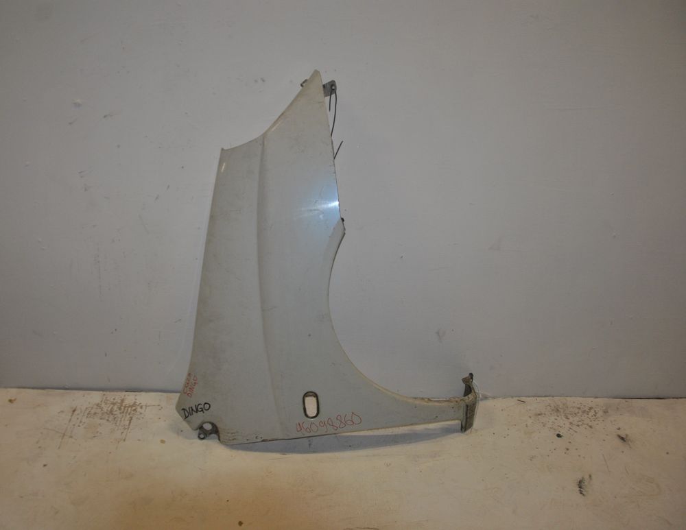 Крыло MITSUBISHI DINGO CQ2A Перед Прав(Контрактный) 46098860