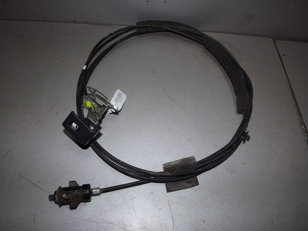 Трос лючка бензобака HONDA CR-V RE5 R20A (Контрактный) 35023843