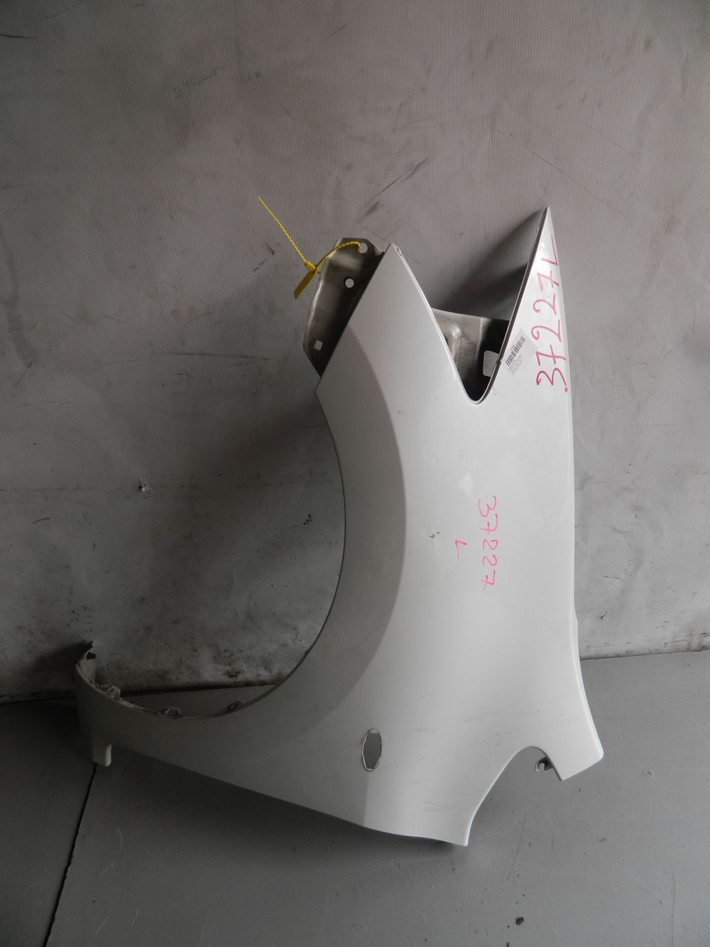 Крыло TOYOTA AURIS NZE151 Перед Лев (Контрактный) 79768777