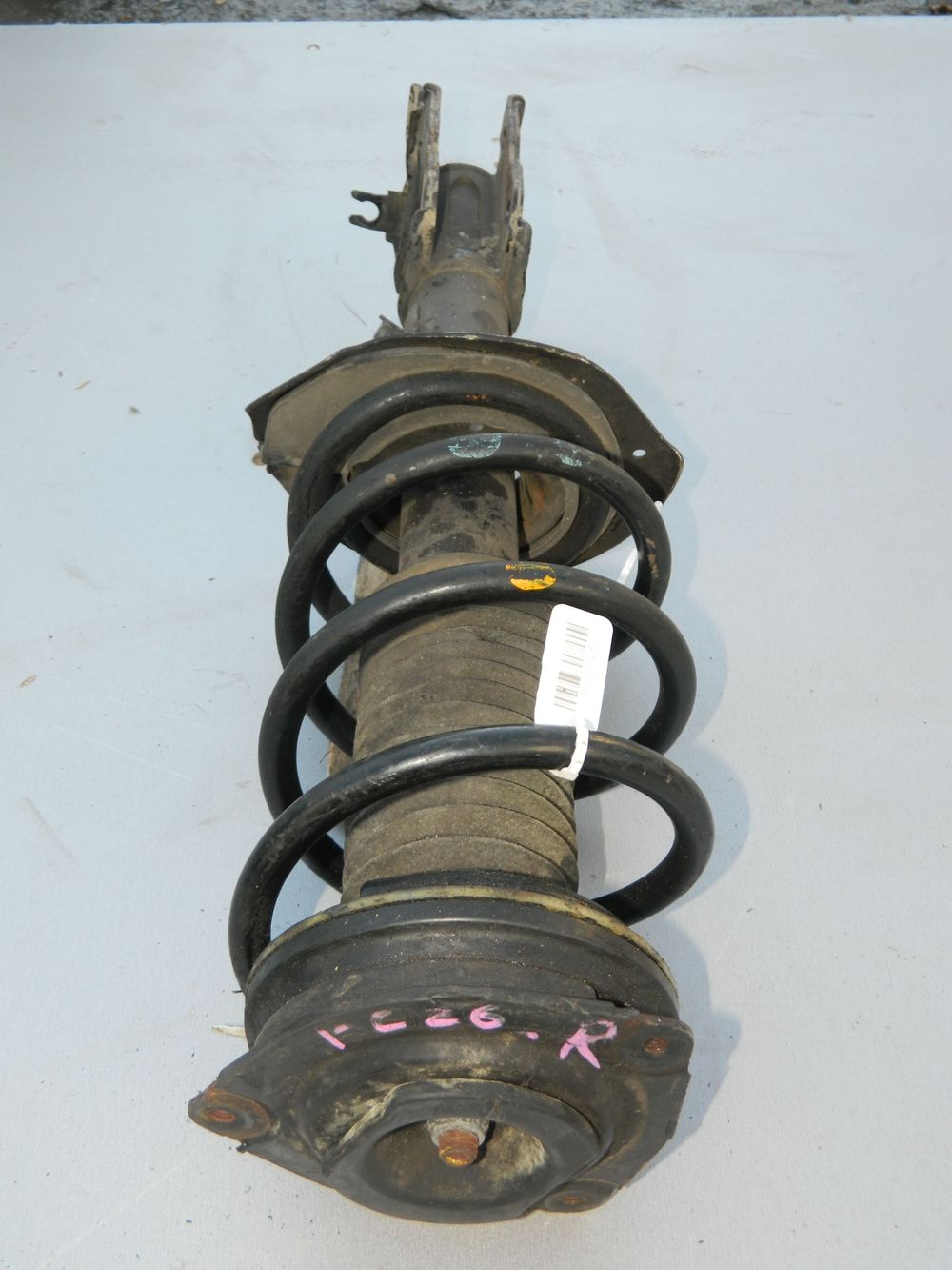 Стойка подвески NISSAN SERENA C26 Перед Прав (Контрактный) 45993506