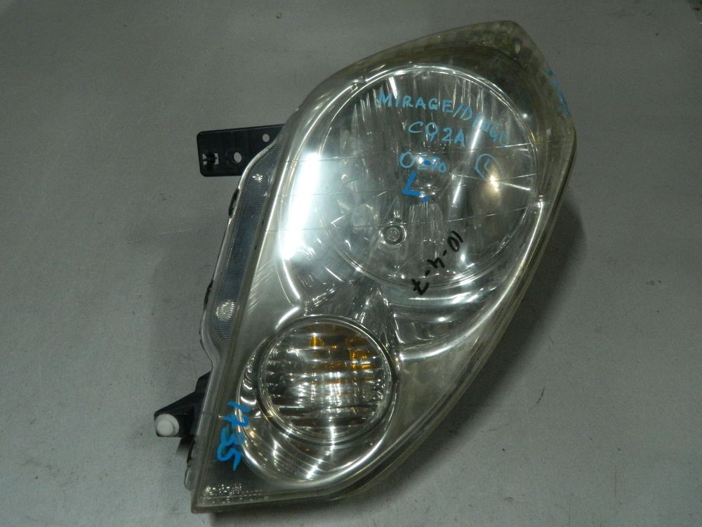 Фара MITSUBISHI DINGO CQ2A Перед Лев 0270 (Контрактный) 64492770