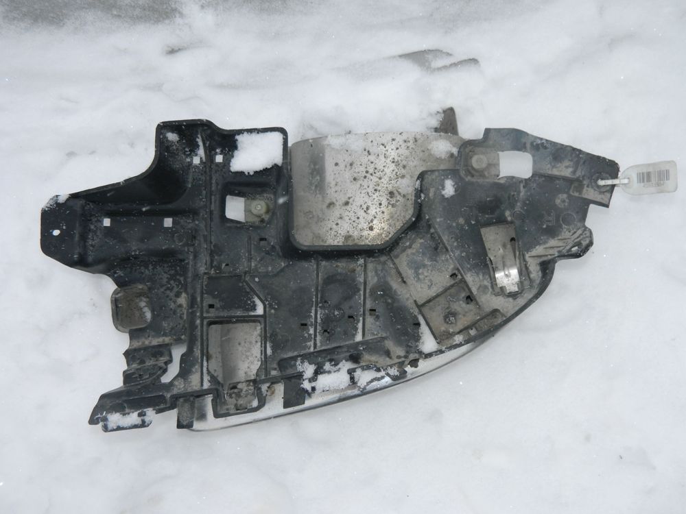 Кронштейн насадки выхлопной трубы MERCEDES BENZ  W205 C-Klasse (Б/У) 45993964