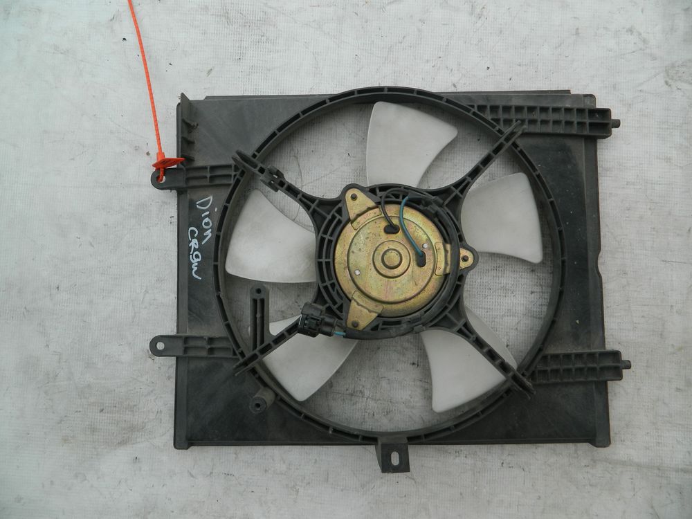 Диффузор радиатора MITSUBISHI DION CR9W (Контрактный) 72355016