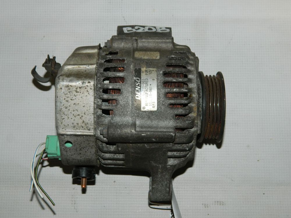 Генератор HONDA CR-V RD1 B20B (Контрактный) 1692903