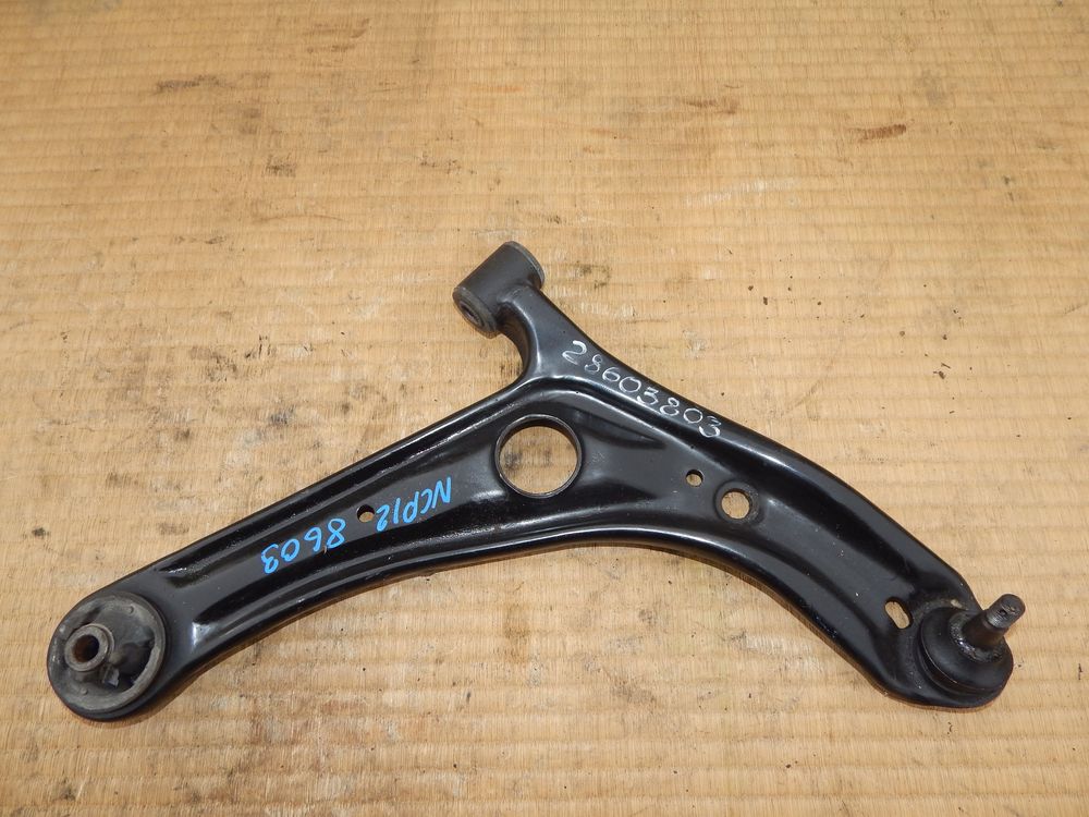Рычаг подвески TOYOTA PLATZ NCP12 Перед Лев (Контрактный) 28603803