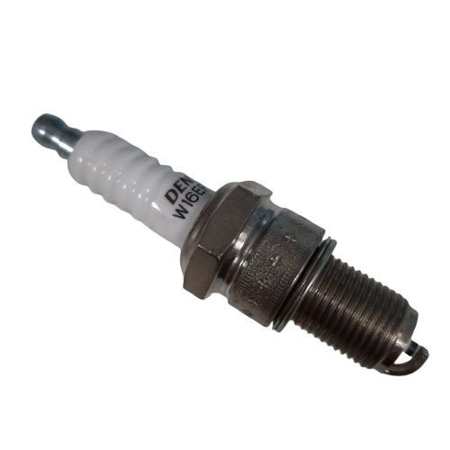 Свеча зажигания DENSO W16EPRU GAZ Volga