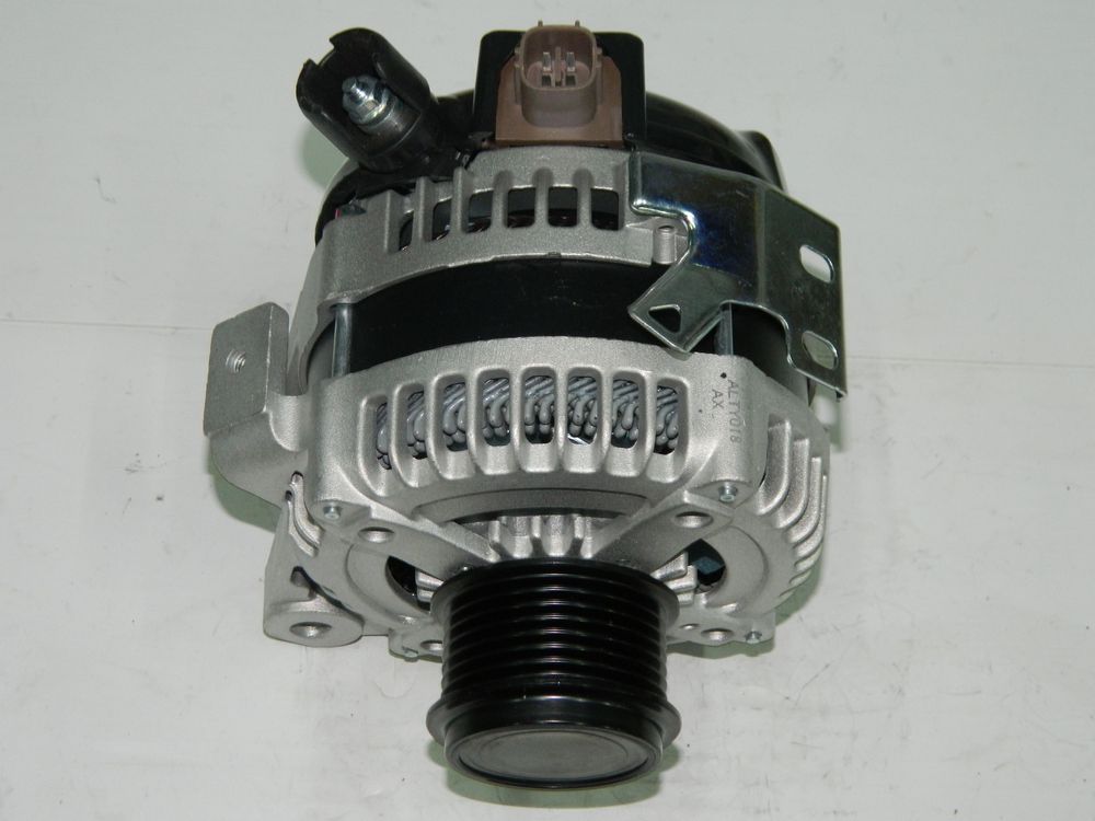 Генератор GENERAL PARTS ALTY018 TOYOTA RAV4 / CAMRY 01-13 130A 4 контакта