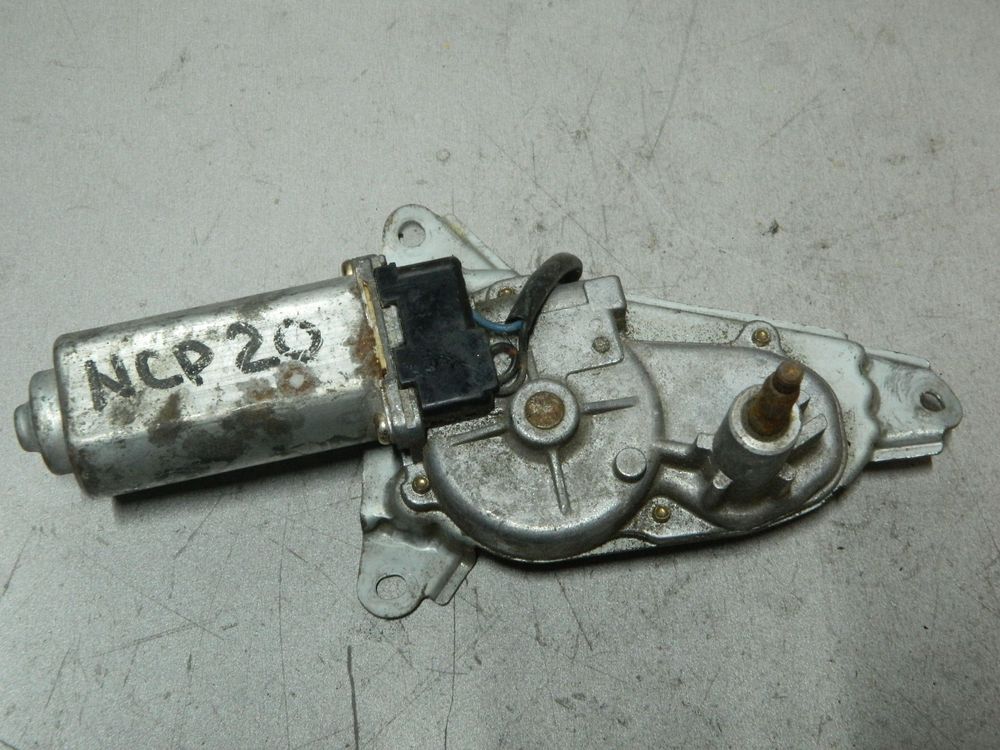 Мотор заднего дворника TOYOTA FUNCARGO NCP20 (Контрактный) 81528755