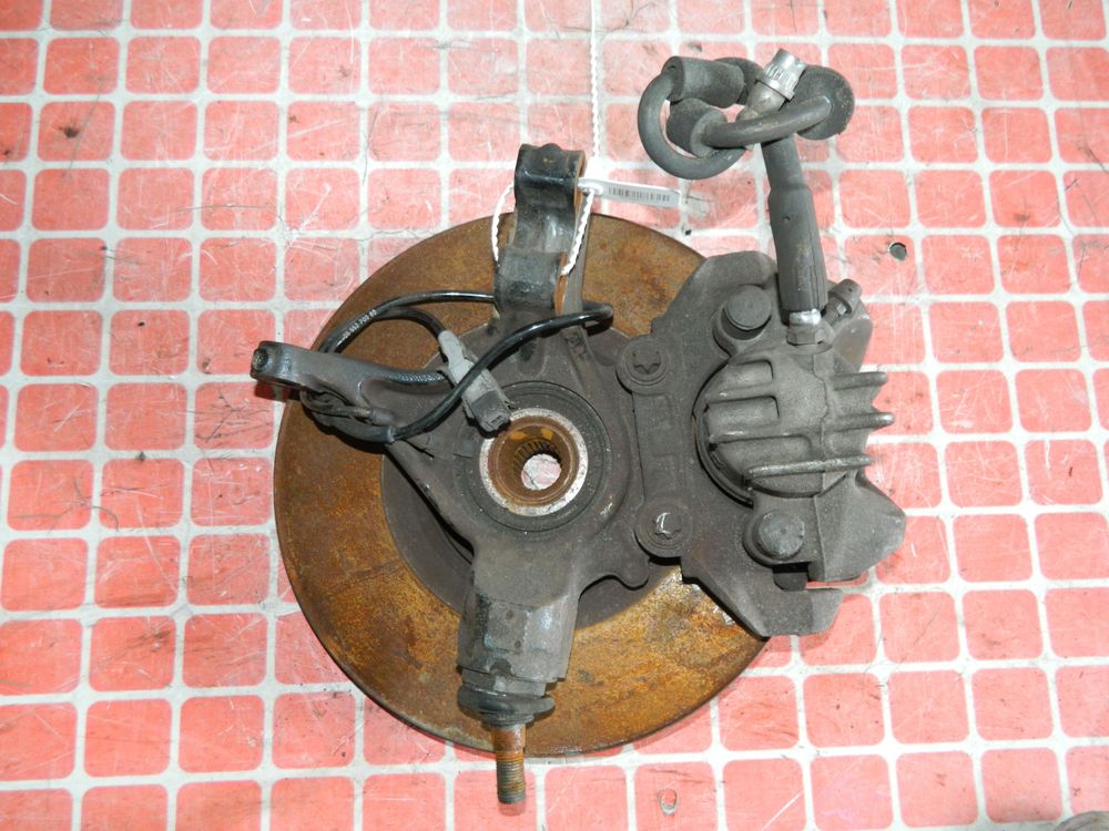 Ступица CITROEN C4 UD Перед Лев (Контрактный) 45980203