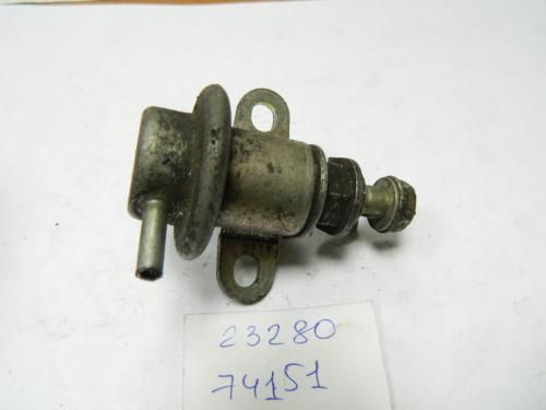 Регулятор давления топлива TOYOTA 3SFE 15020212 (Контрактный)