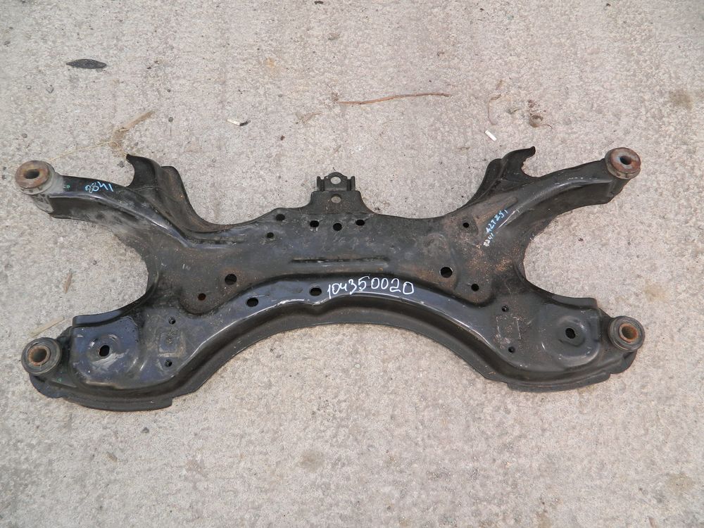 Балка под ДВС TOYOTA AVENSIS AZT251 (Контрактный) 104350020