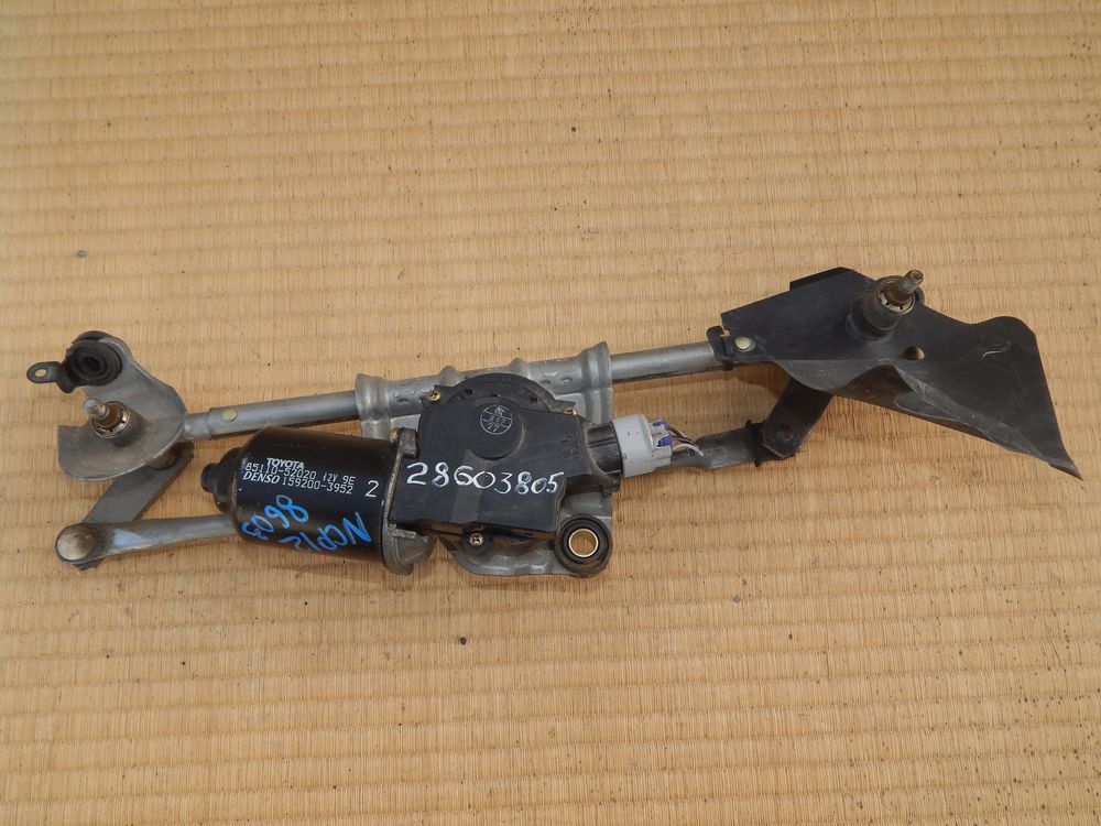 Мотор дворников TOYOTA PLATZ NCP12 (Контрактный) 28603805