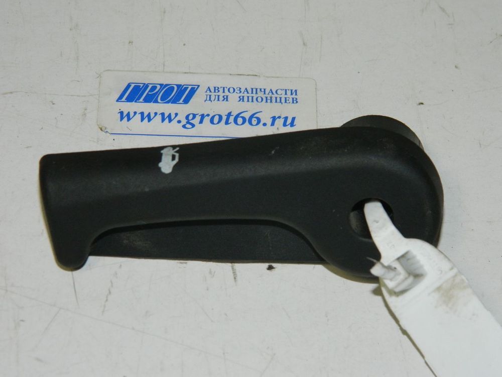 Ручка открывания капота HYUNDAI EQUUS VI G6DA 2013-2015 (Б/У) 35017304