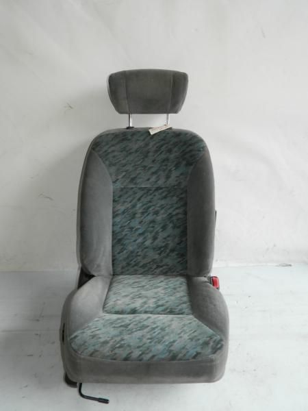 Сиденье TOYOTA CORONA ST191 Перед Лев (Контрактный)