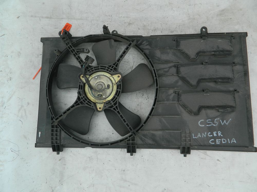 Диффузор радиатора MITSUBISHI LANCER CEDIA CS5W (Контрактный) 72355030
