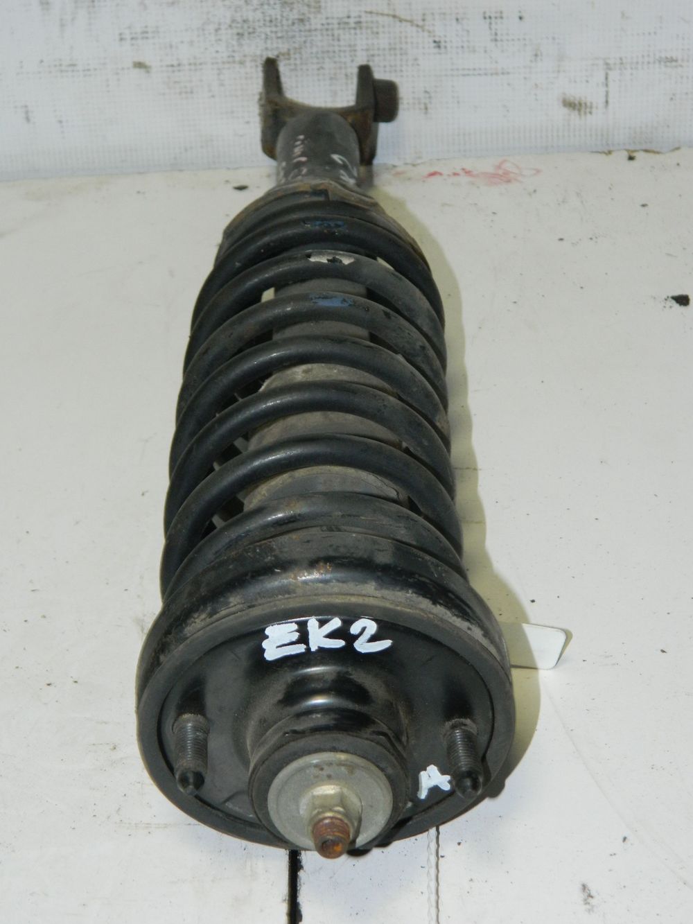 Стойка подвески HONDA CIVIC EK3 D15B Задн (Контрактный) 45976641