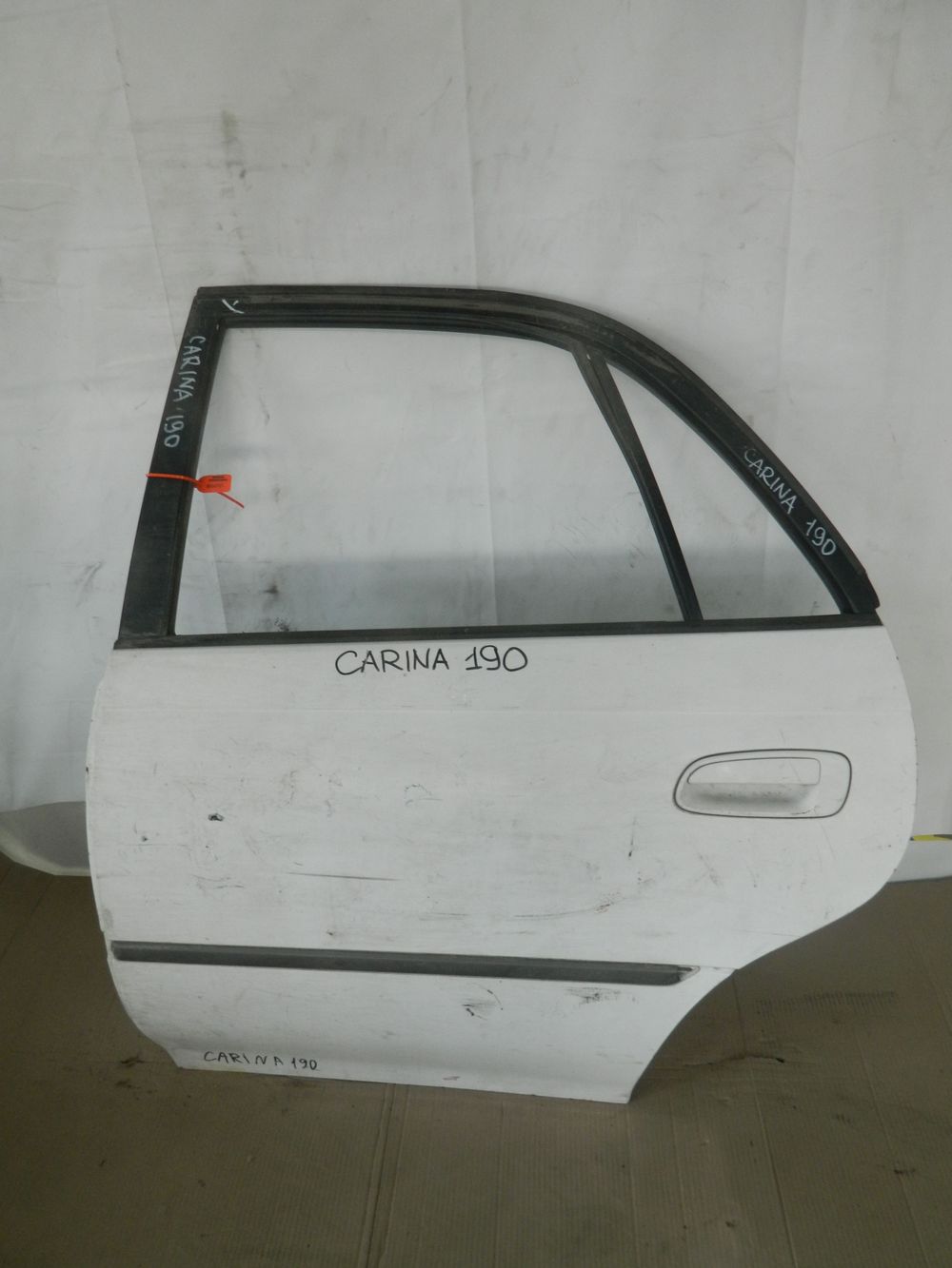 Дверь TOYOTA CARINA AT190 Зад Лев (Контрактный) 65243121
