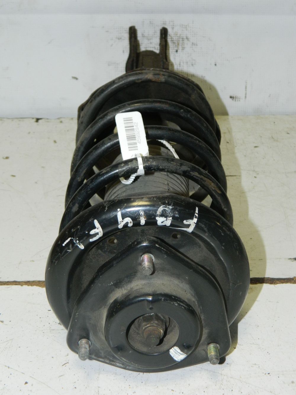 Стойка подвески NISSAN SUNNY B14 Перед Лев (Контрактный) 45992942