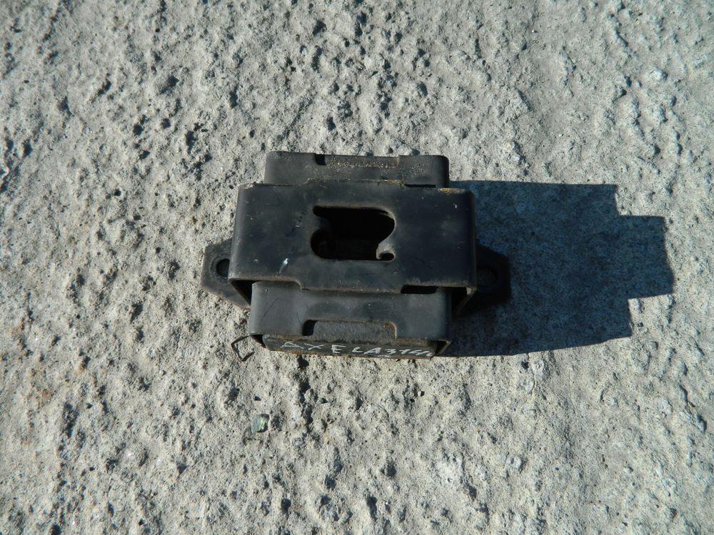 Опора сайлентблока балки MAZDA AXELA BL6FJ Зад (Контрактный) 23140