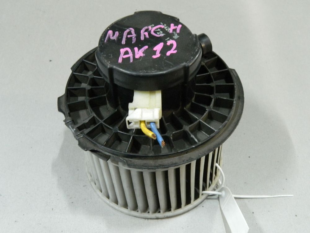 Мотор печки NISSAN MARCH AK12 (Контрактный) 03344210