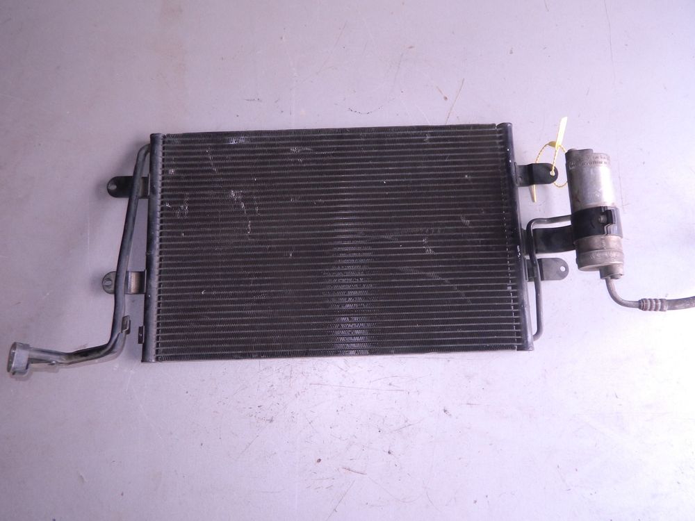 Радиатор кондиционера VOLKSWAGEN GOLF 4 1J1 (Контрактный) 94599925