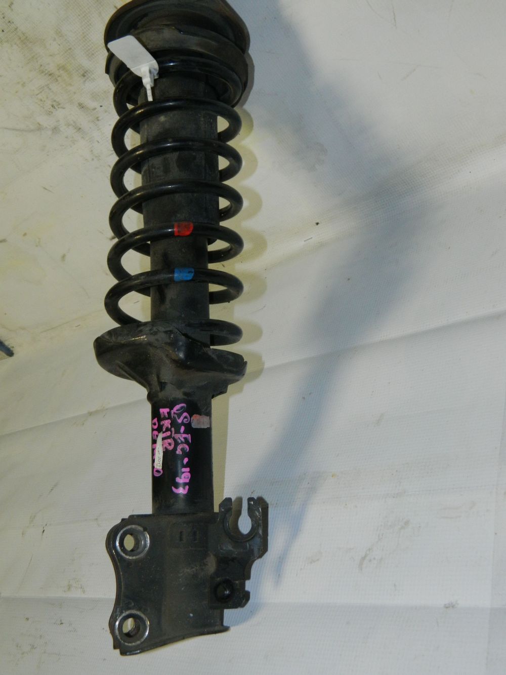 Стойка подвески MAZDA DEMIO DW3W B3 Перед Прав (Контрактный) 35021173