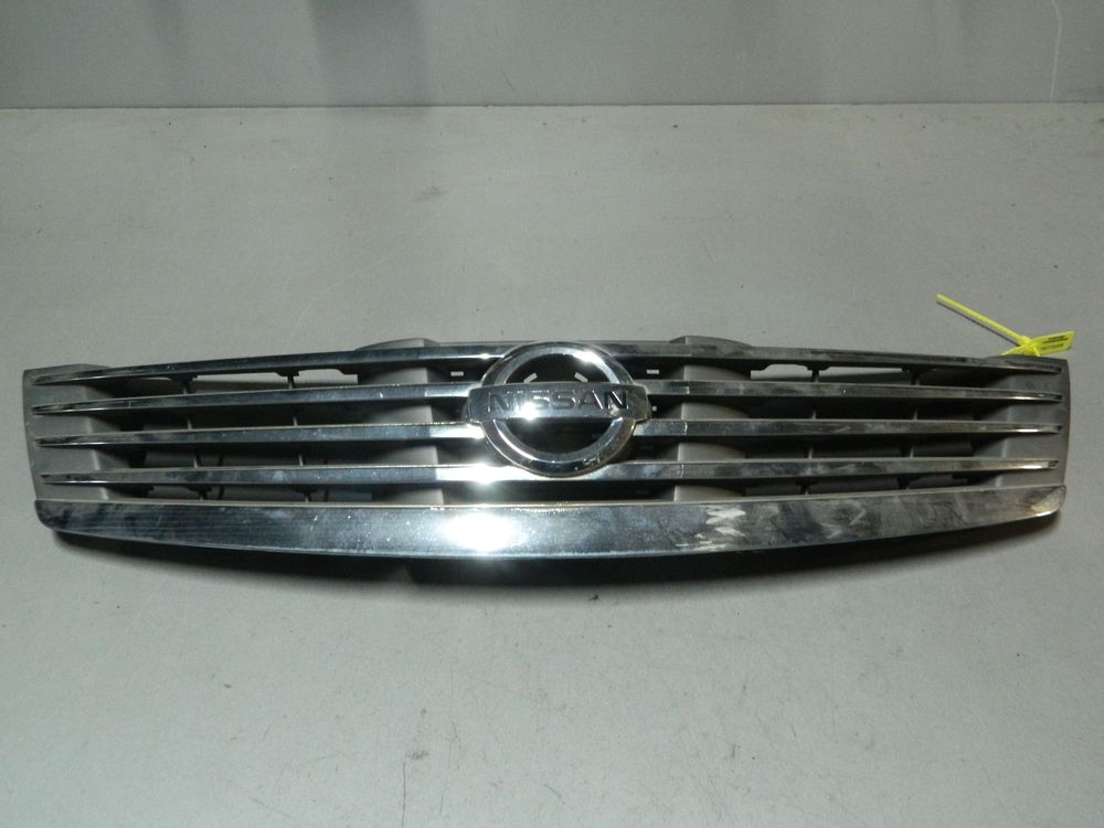 Решетка радиатора NISSAN BLUEBIRD SYLPHY KG11 (Контрактный) 79773205