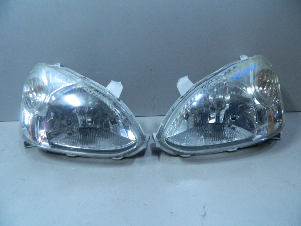 Фара TOYOTA PLATZ NCP12 Перед ПАРА (Контрактный) 28603050