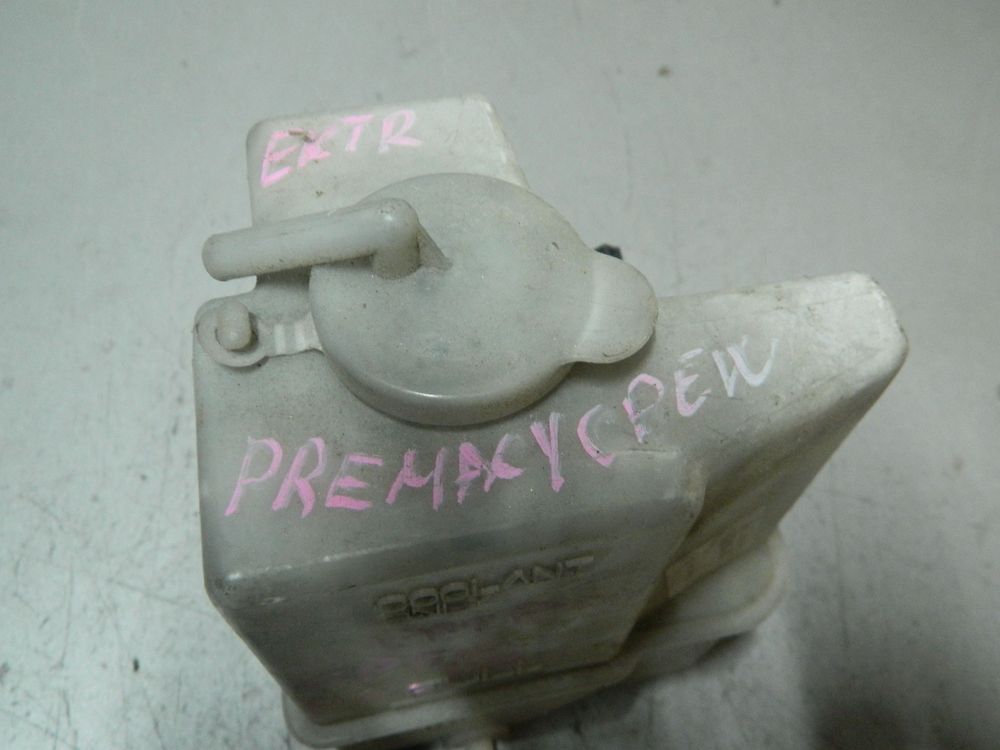 Бачок расширительный MAZDA PREMACY CPEW (Контрактный) 79591880