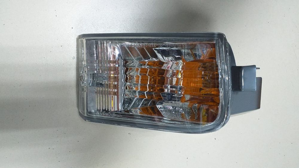 Повторитель в бампер DEPO 3121640RAS TOYOTA RAV4 2000-2006