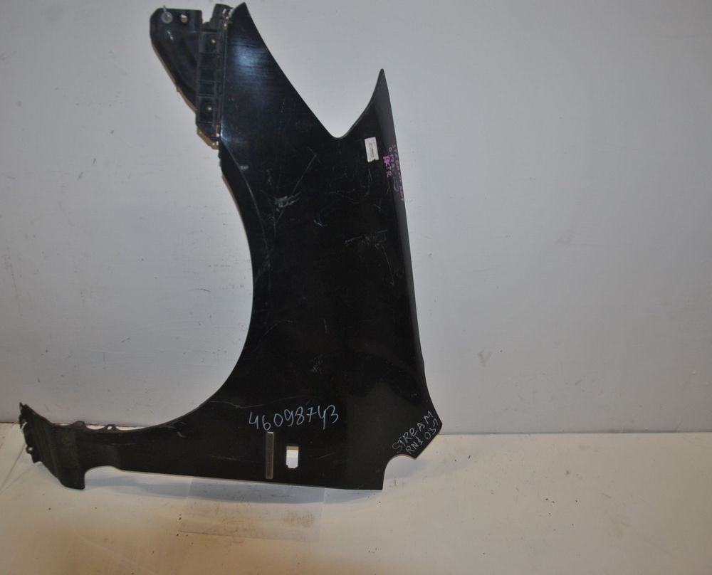 Крыло HONDA STREAM RN1 Перед Лев (Контрактный) 46098743