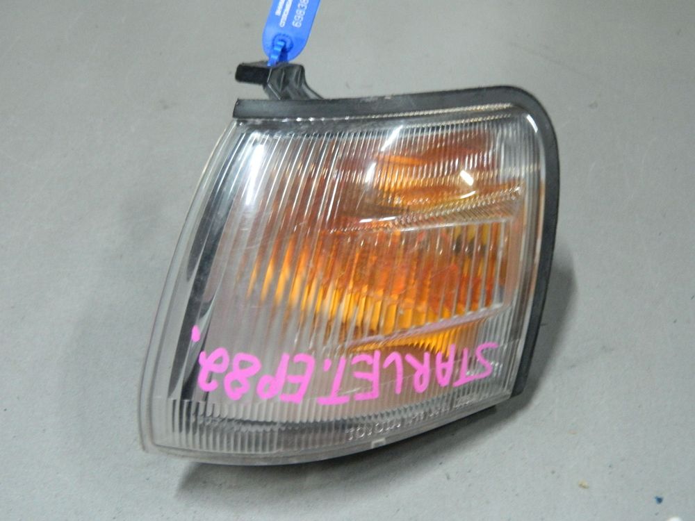 Габарит TOYOTA STARLET EP81 Перед Лев 1076 (Контрактный) 69838197