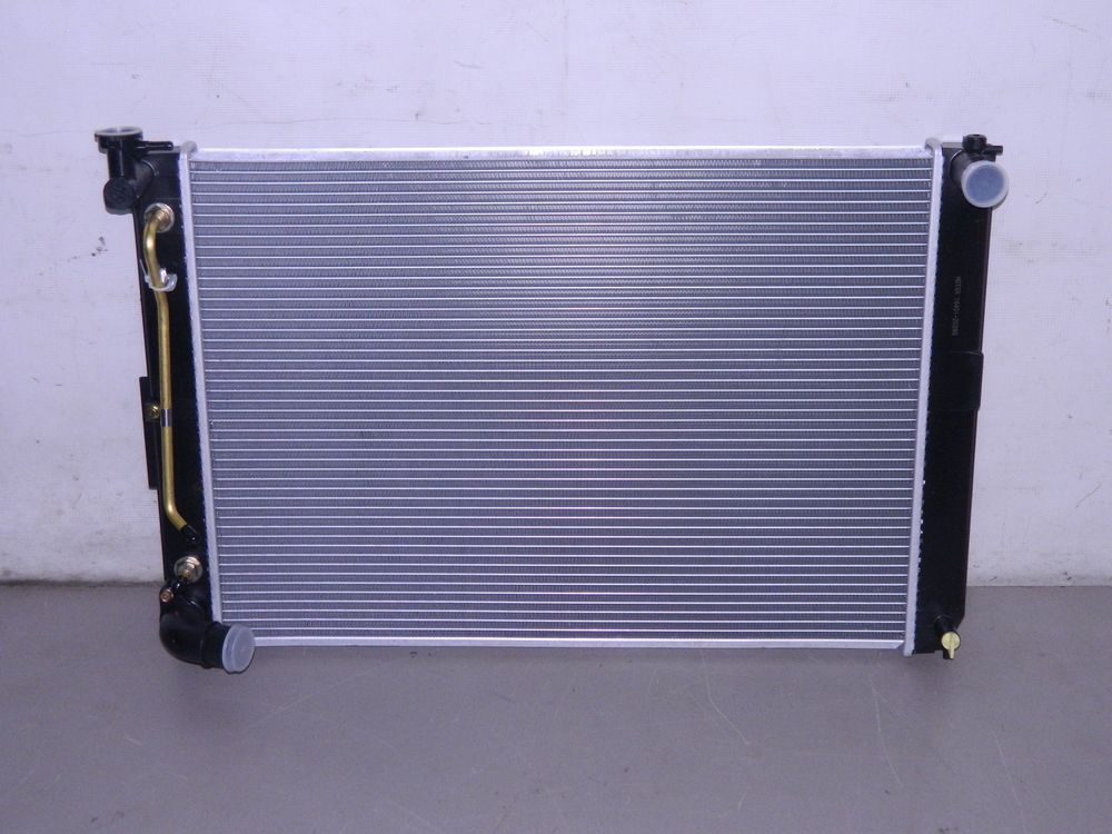 Радиатор охлаждения GENERAL PARTS 1604120290 LEXUS RX 03-08 / TOYOTA HARRIER U3# 03-13