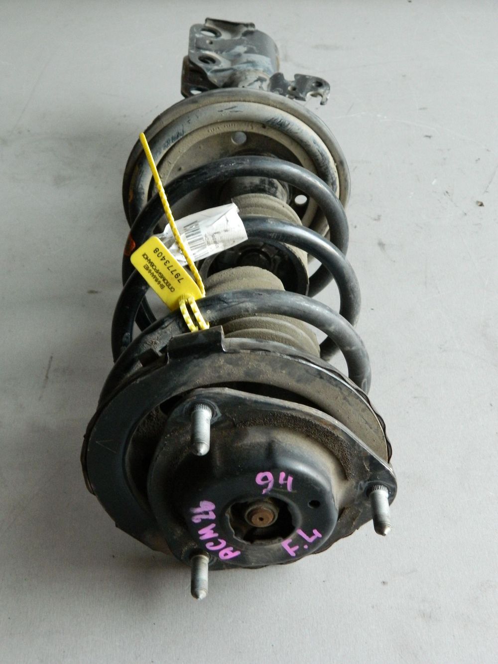 Стойка подвески TOYOTA IPSUM ACM26 Перед Лев (Контрактный) 79773408