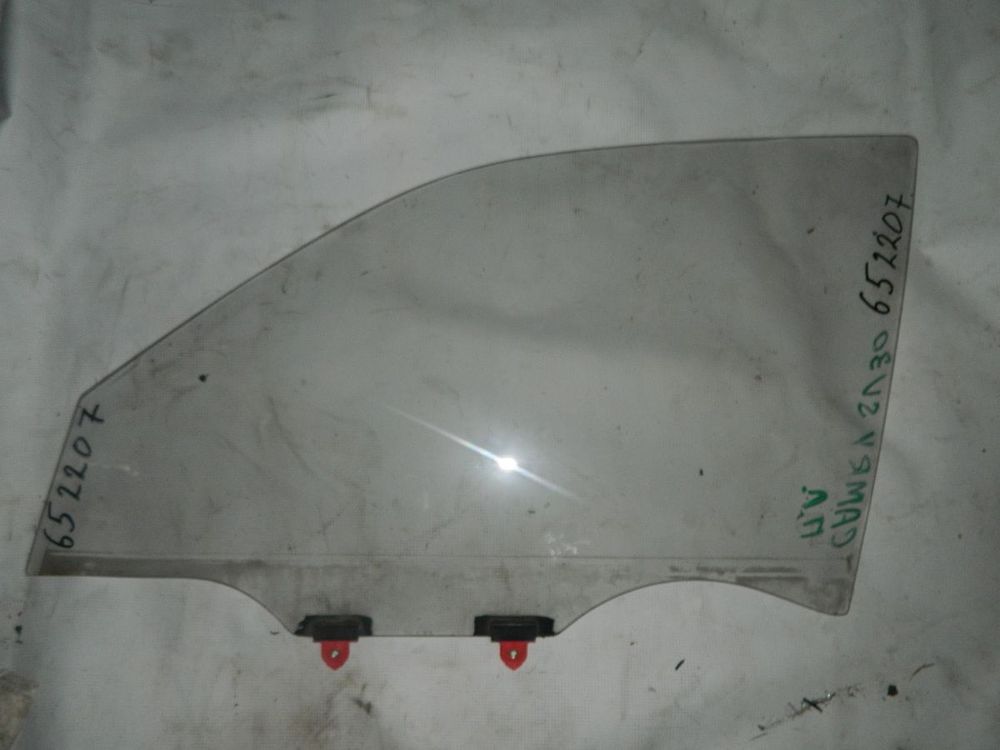 Стекло двери TOYOTA CAMRY SV30 Перед. Лев (Контрактный) 652207