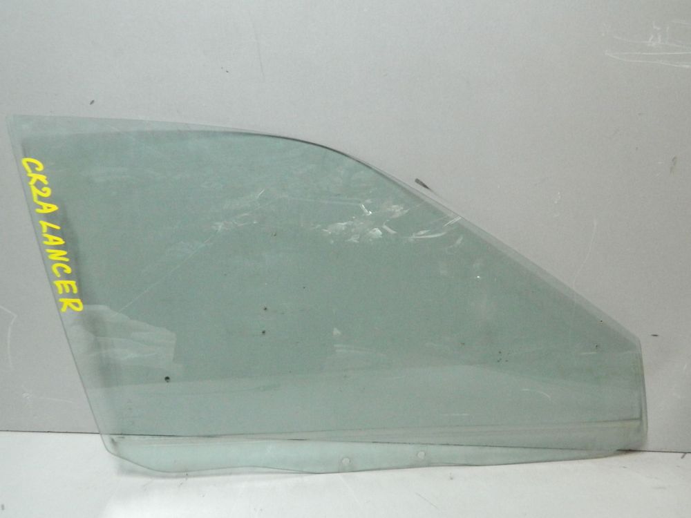Стекло двери MITSUBISHI LANCER CK2A Перед Прав (Контрактный) 79590906