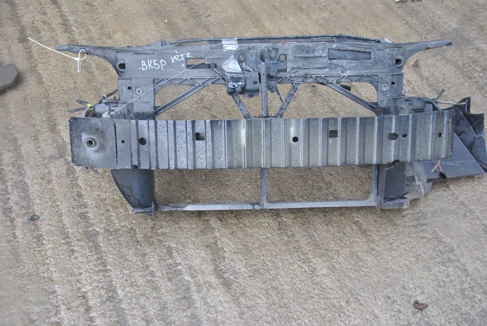 Рамка радиатора MAZDA AXELA BK5P (Контрактный) 45984791