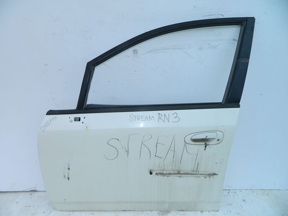 Дверь HONDA STREAM RN3 Перед Лев (Контрактный) 46098094