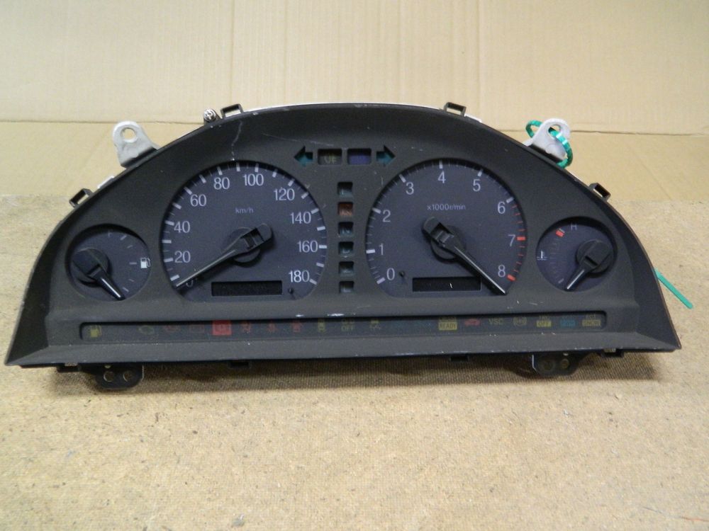 Панель приборов TOYOTA PROGRES JCG11 (Контрактный) 81540077