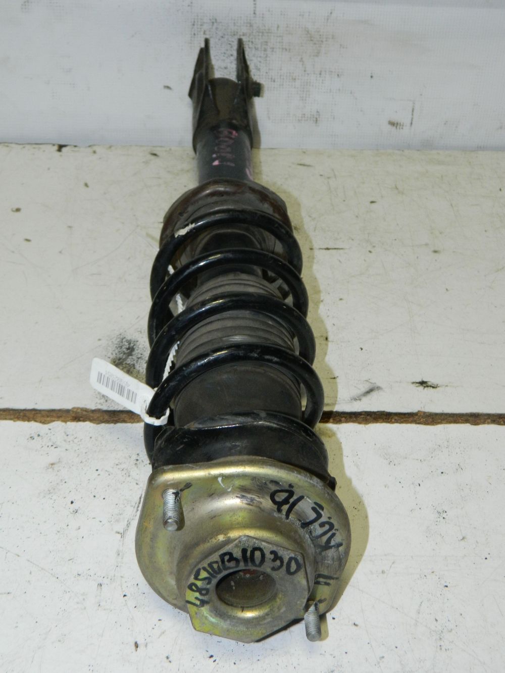 Стойка подвески TOYOTA PASSO KGC10 Перед Прав (Кoнтрактный) 45992951