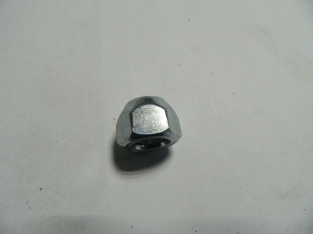 Гайка колеса NISSAN 4022495F0A